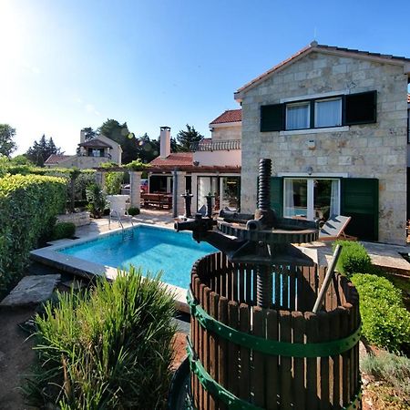 Villa Luci Pucisca Exterior foto